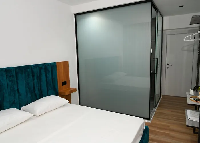 Apollonia Szálloda Fier